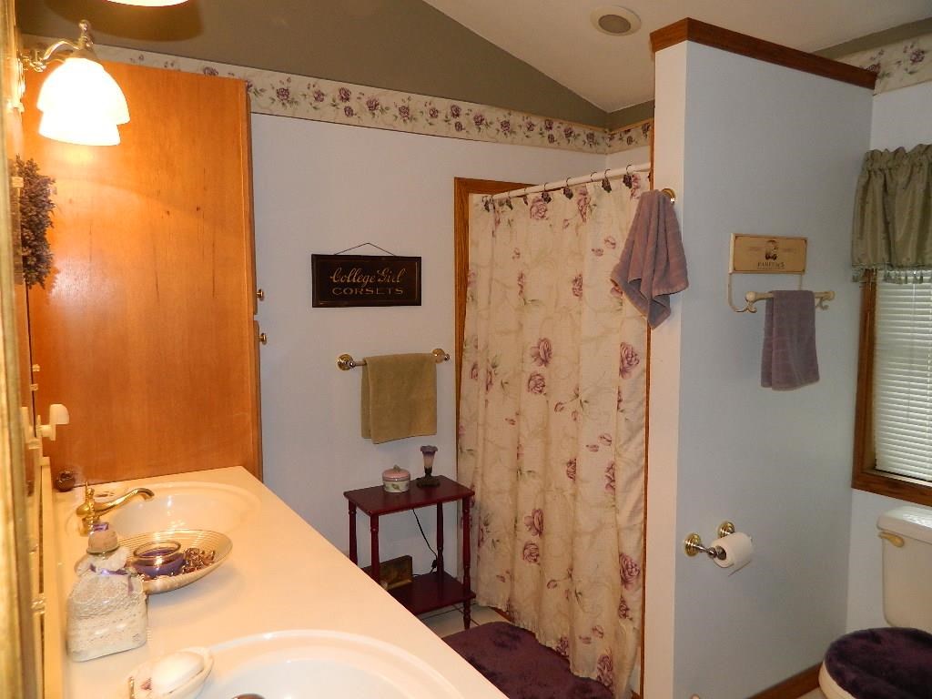 6854 North Shepherd Road Clare, MI 48617 - Photo 16 of 21 1893587-15.JPG