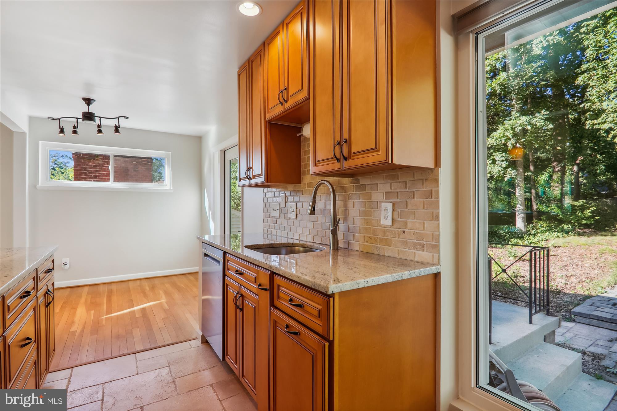 10708 Lombardy Road Silver Spring, MD 20901 - Photo 8 of 95 Big Picture window in kitchen to rear yard