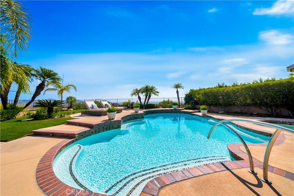 5618 East Crest De Ville Ave  