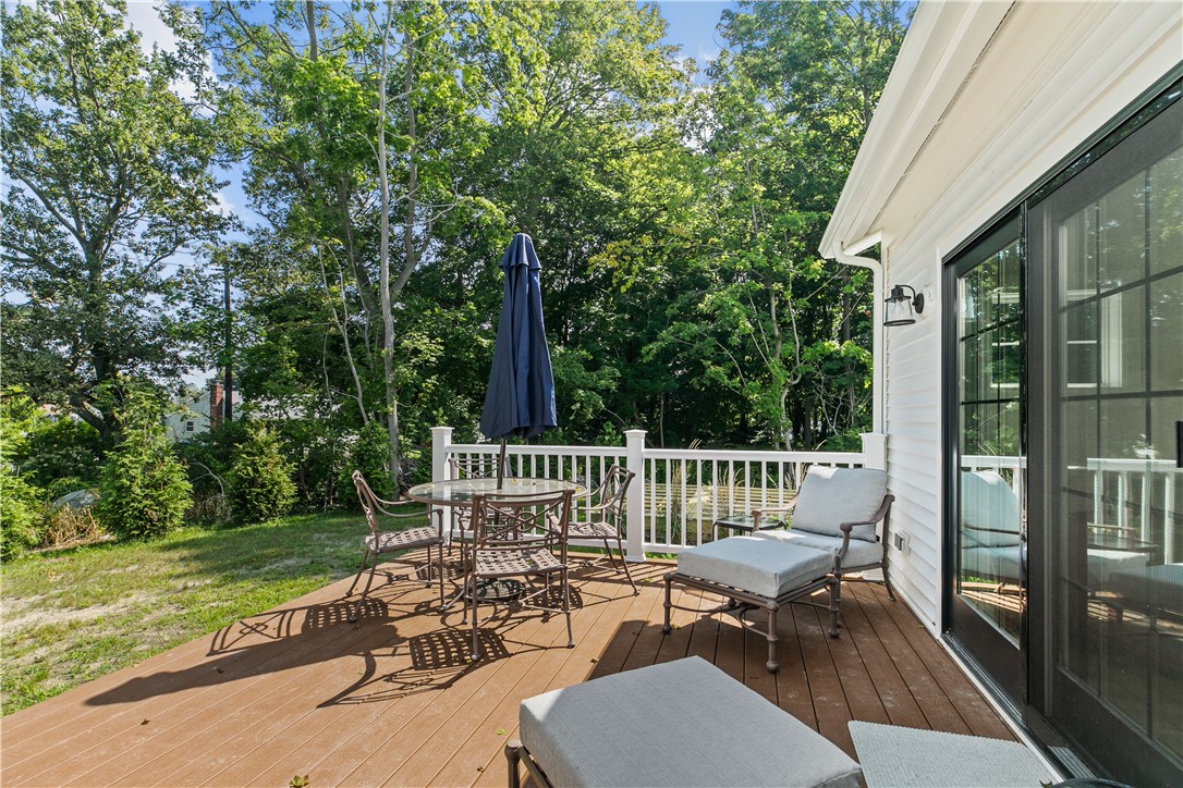 561 Bristol Ferry Road, Unit B Portsmouth, RI 02871 - Photo 13 of 28