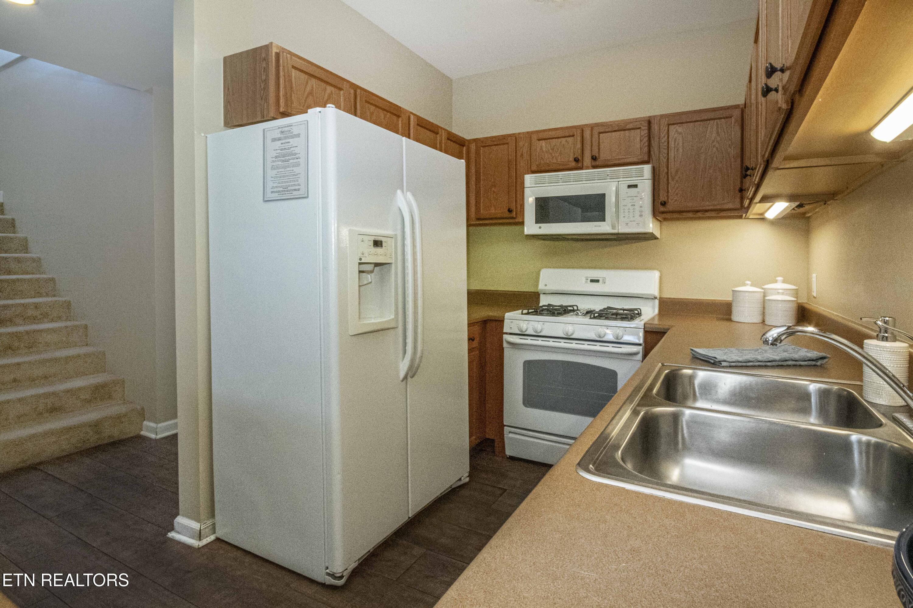 527 River Pl Way, Unit 445 Sevierville, TN 37862 - Photo 11 of 48 V19A5979