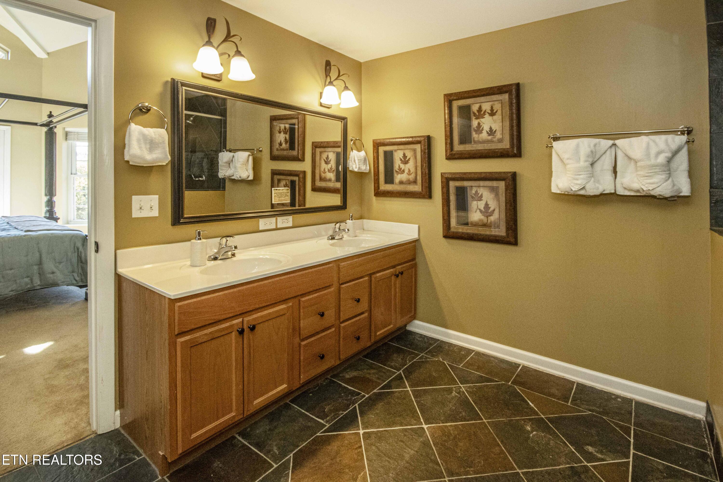 527 River Pl Way, Unit 445 Sevierville, TN 37862 - Photo 25 of 48 V19A5994