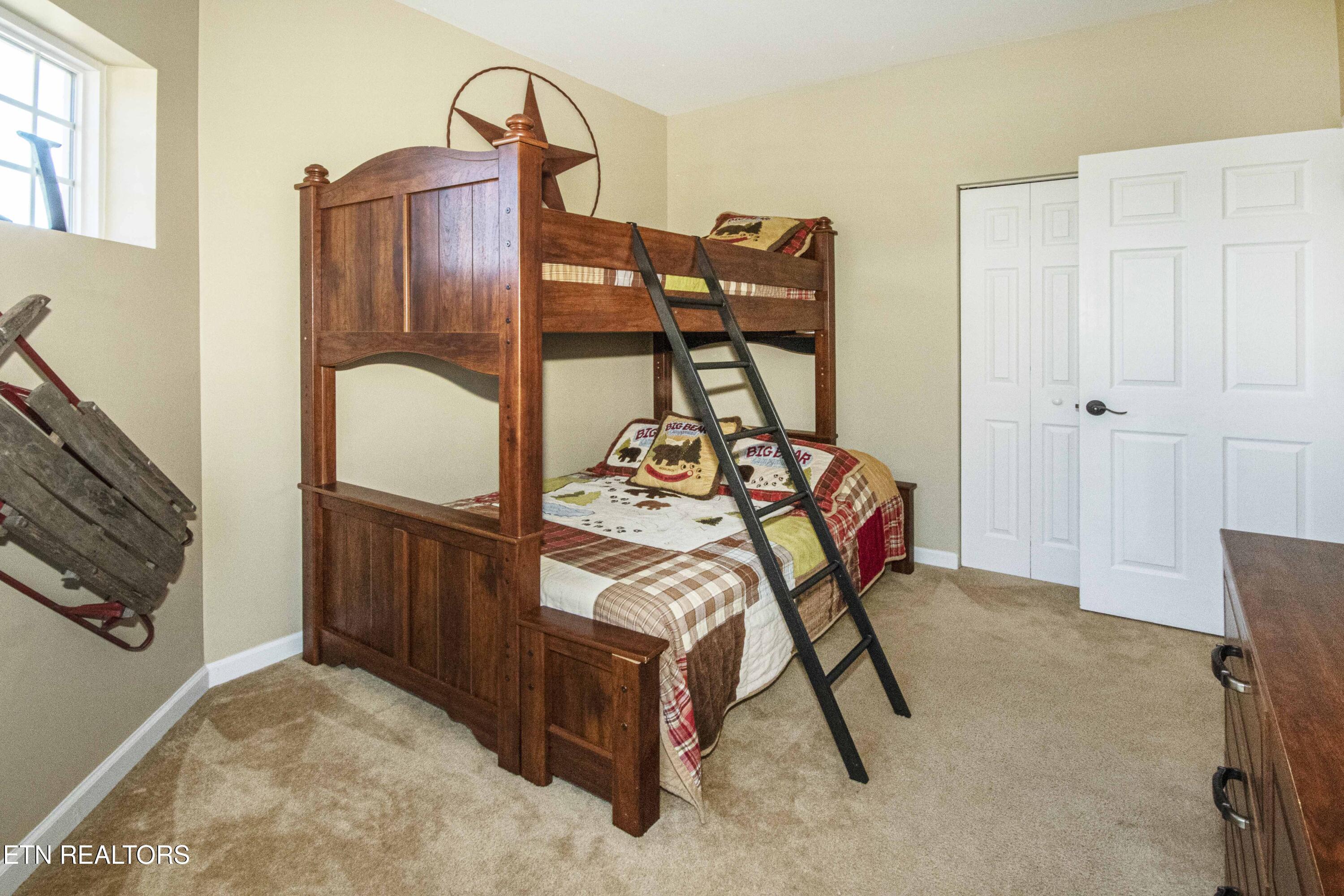 527 River Pl Way, Unit 445 Sevierville, TN 37862 - Photo 28 of 48 V19A6002