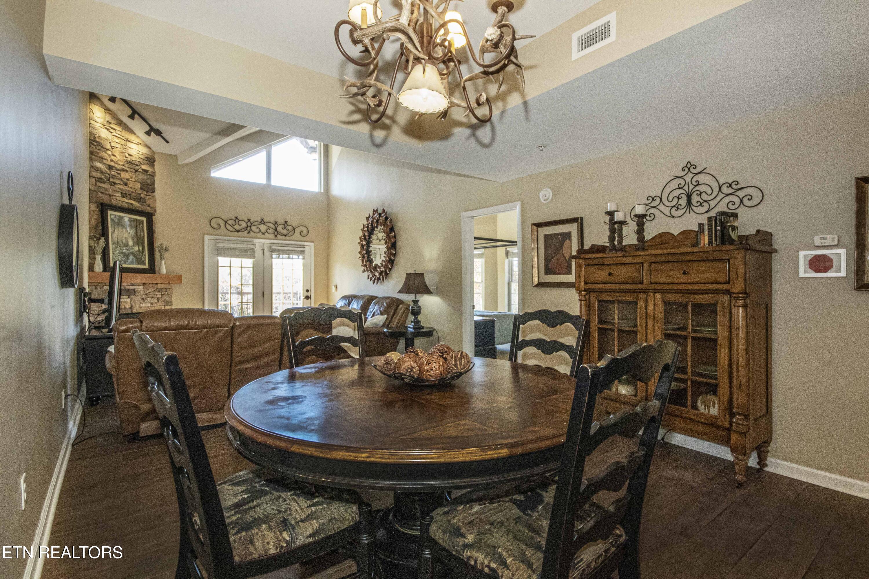 527 River Pl Way, Unit 445 Sevierville, TN 37862 - Photo 6 of 48 V19A5965