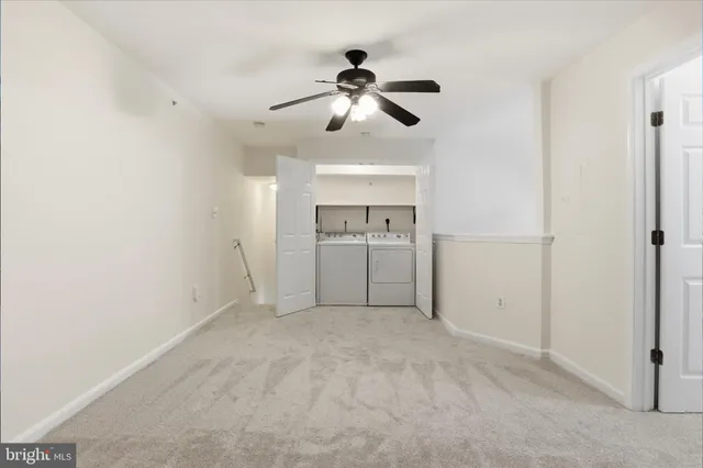 $320,000 | 1067 Gardenview Loop, Unit 302, Woodbridge, VA 22191