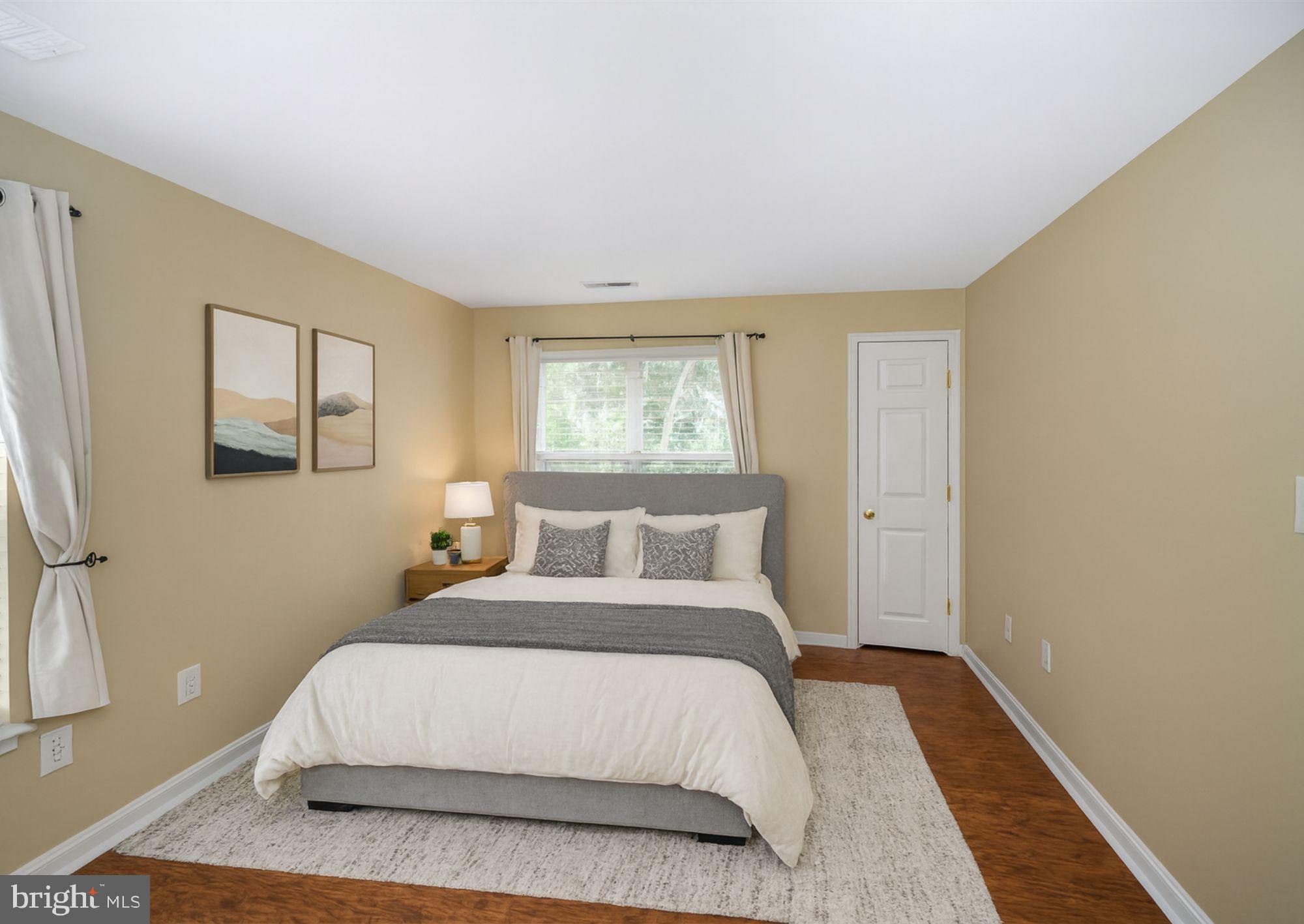 1067 Gardenview Loop, Unit 302 Woodbridge, VA 22191 - Photo 22 of 36 Virtually Staged Bedroom 2