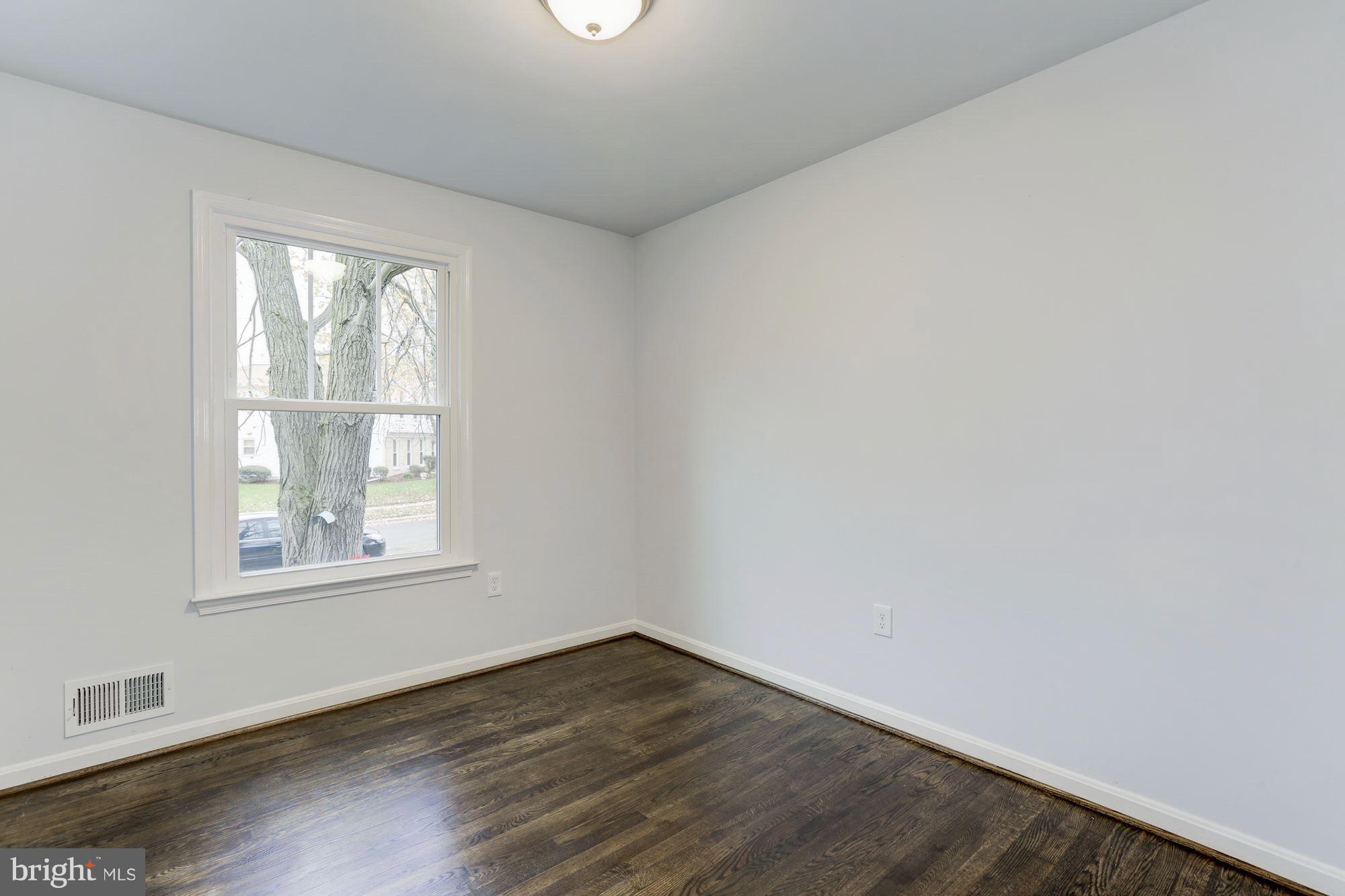 3776 Stonesboro Road Fort Washington, MD 20744 - Photo 11 of 30 Bedroom