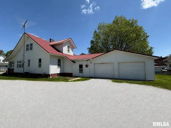 $119,900 | 180 East Penn Avenue, Roseville, IL 61473