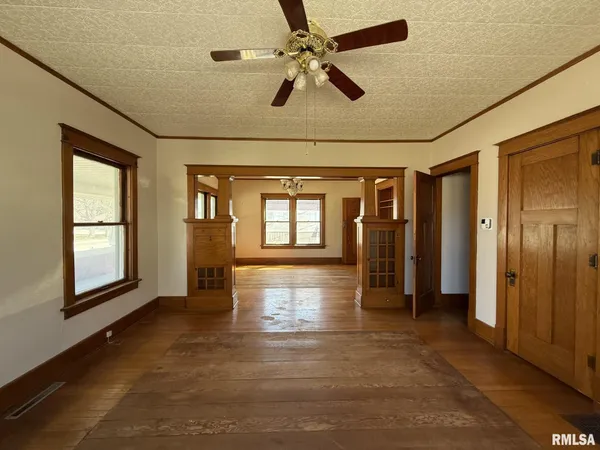 $149,900 | 180 East Penn Avenue, Roseville, IL 61473