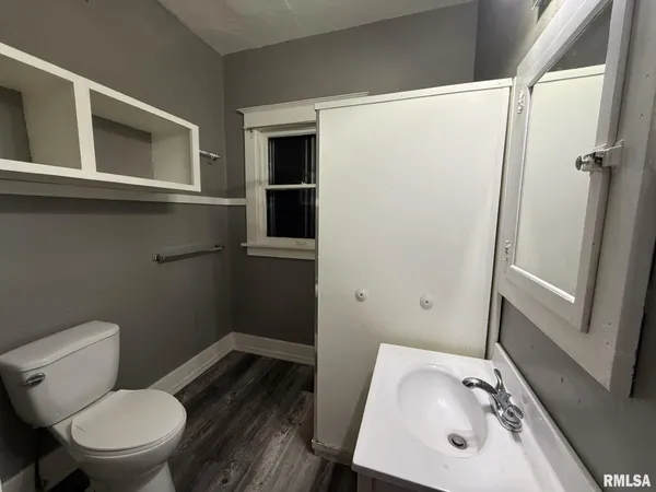 $149,900 | 180 East Penn Avenue, Roseville, IL 61473