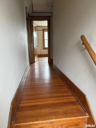 $149,900 | 180 East Penn Avenue, Roseville, IL 61473