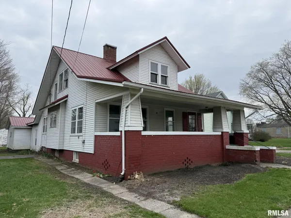 $149,900 | 180 East Penn Avenue, Roseville, IL 61473