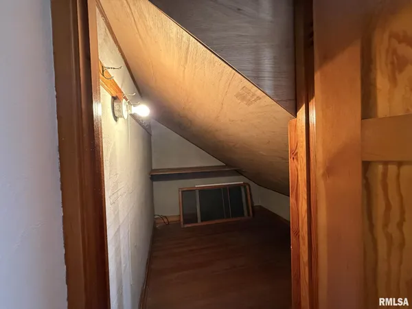 $149,900 | 180 East Penn Avenue, Roseville, IL 61473