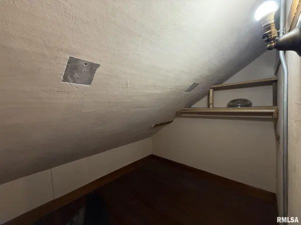 $149,900 | 180 East Penn Avenue, Roseville, IL 61473