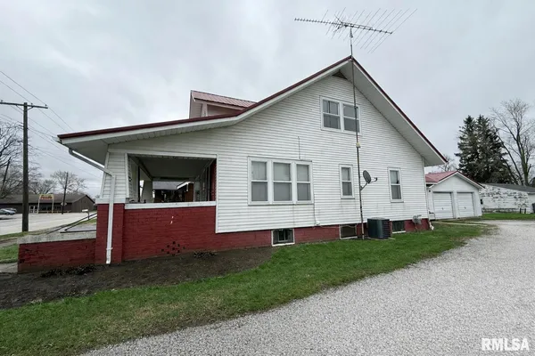 $149,900 | 180 East Penn Avenue, Roseville, IL 61473