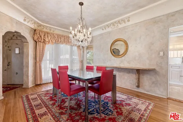 $7,995 | 1511 Pandora Avenue, Los Angeles, CA 90024