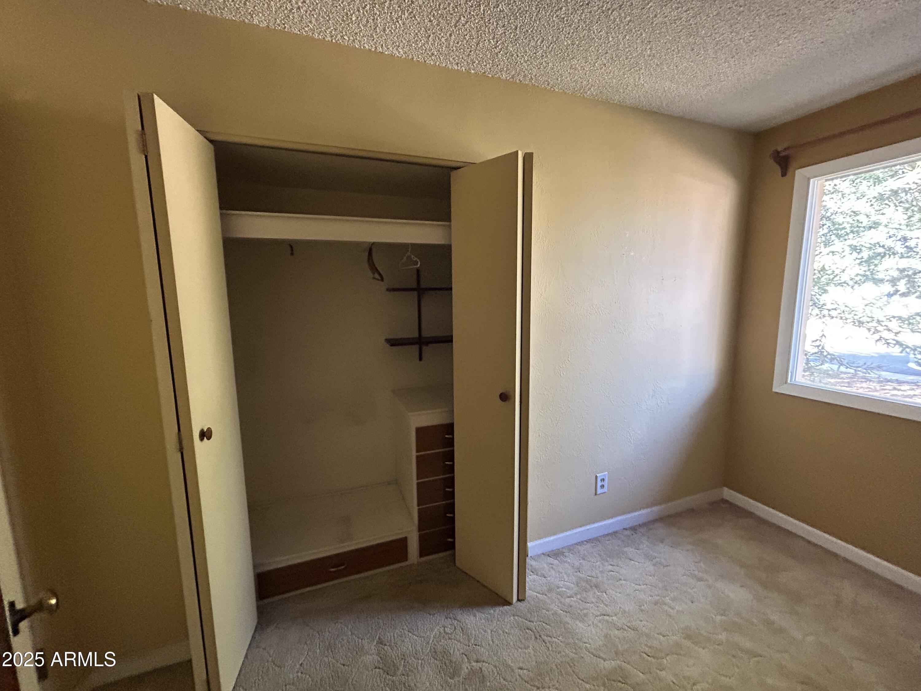 8243 West Piccadilly Road Phoenix, AZ 85033 - Photo 14 of 15 IMG_8610