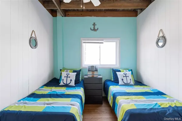 $1,799,000 | 597 Bayberry Walk, Ocean Beach, NY 11770