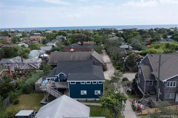 $1,799,000 | 597 Bayberry Walk, Ocean Beach, NY 11770