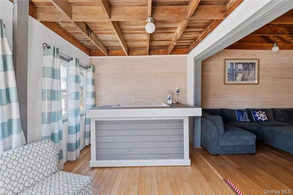 $1,799,000 | 597 Bayberry Walk, Ocean Beach, NY 11770