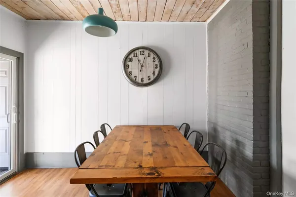 $1,799,000 | 597 Bayberry Walk, Ocean Beach, NY 11770