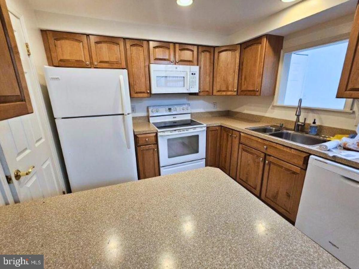 12316 Wadsworth Way, Unit 3 Woodbridge, VA 22192 - Photo 18 of 25