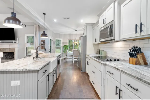 $485,000 | 5199 Dixie Creek Drive, Hernando, MS 38632