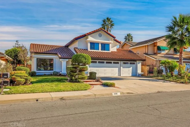 front view of house with a yard