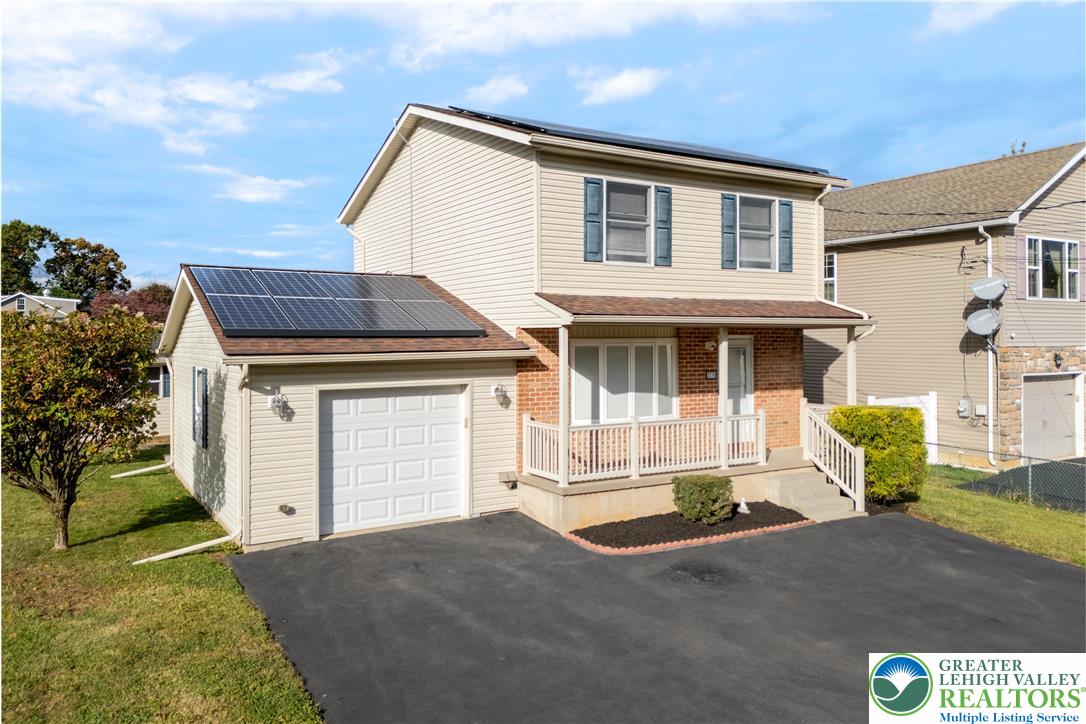 2735 Fairview Street Bethlehem, PA 18020 - Photo 2 of 43 a front view of a house with a yard