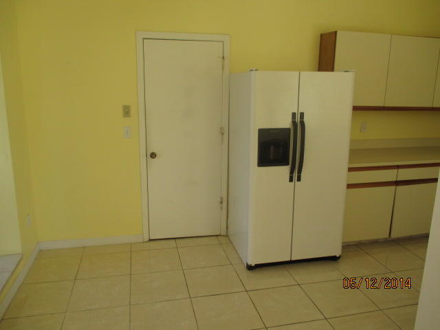 23426 Shetland Run Boca Raton, FL 33433 - Photo 5 of 13 kitchen