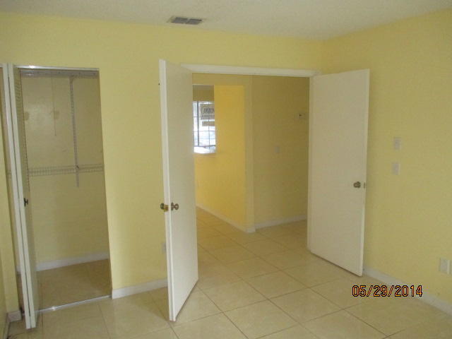 23426 Shetland Run Boca Raton, FL 33433 - Photo 6 of 13 image (27)