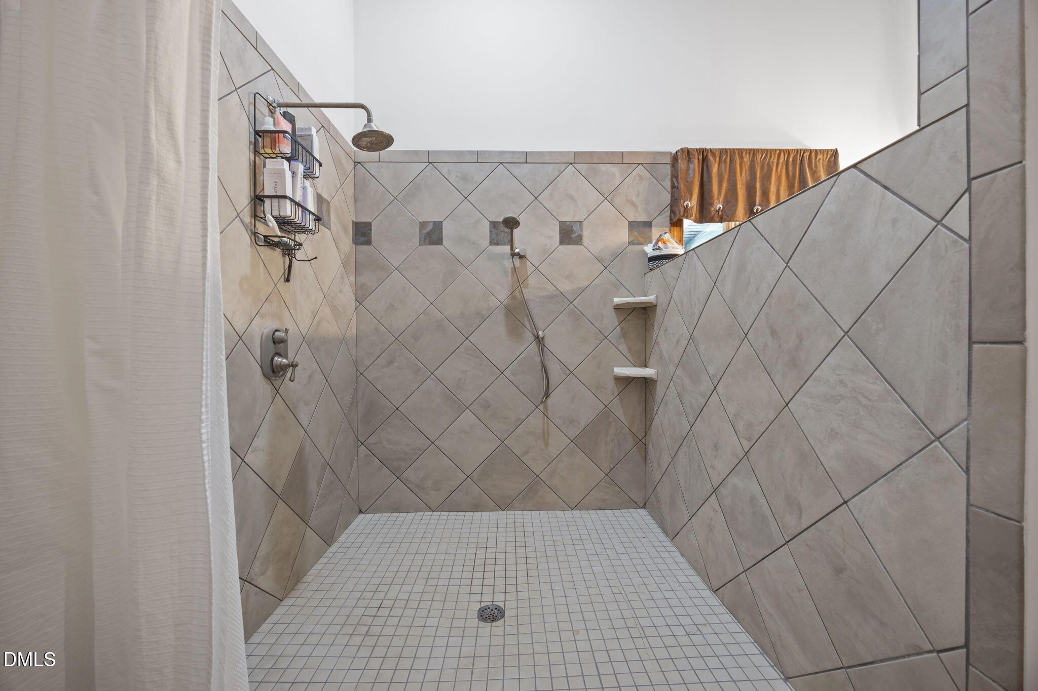 4578 Millpoint Road Greensboro, NC 27406 - Photo 23 of 66 Bath