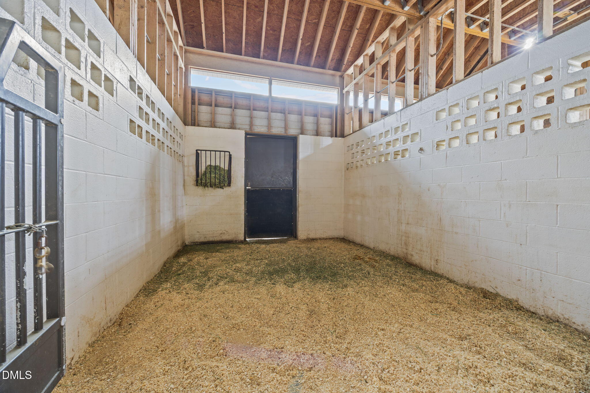 4578 Millpoint Road Greensboro, NC 27406 - Photo 38 of 66 Stall