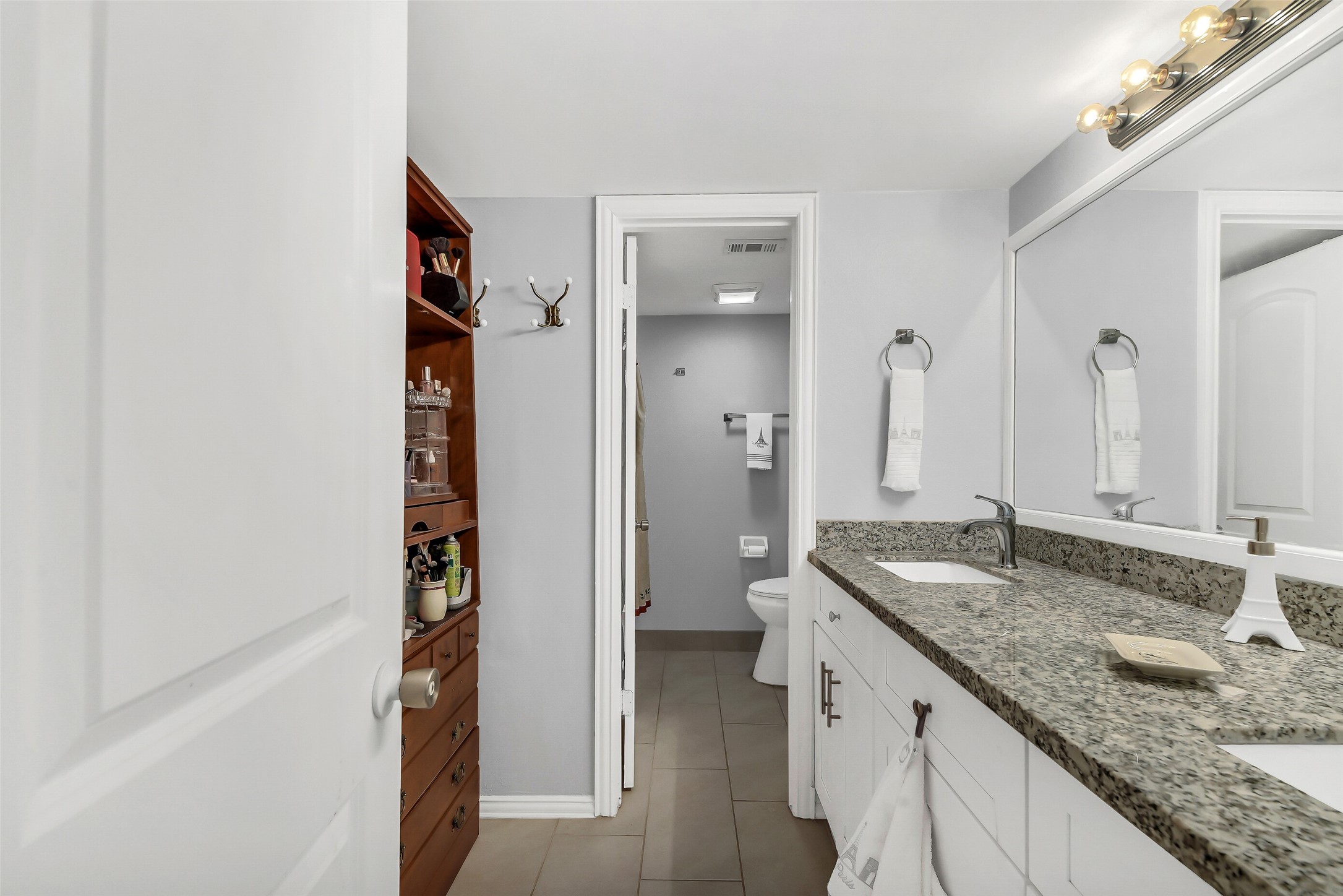 64 April Hill Conroe, TX 77356 - Photo 18 of 29