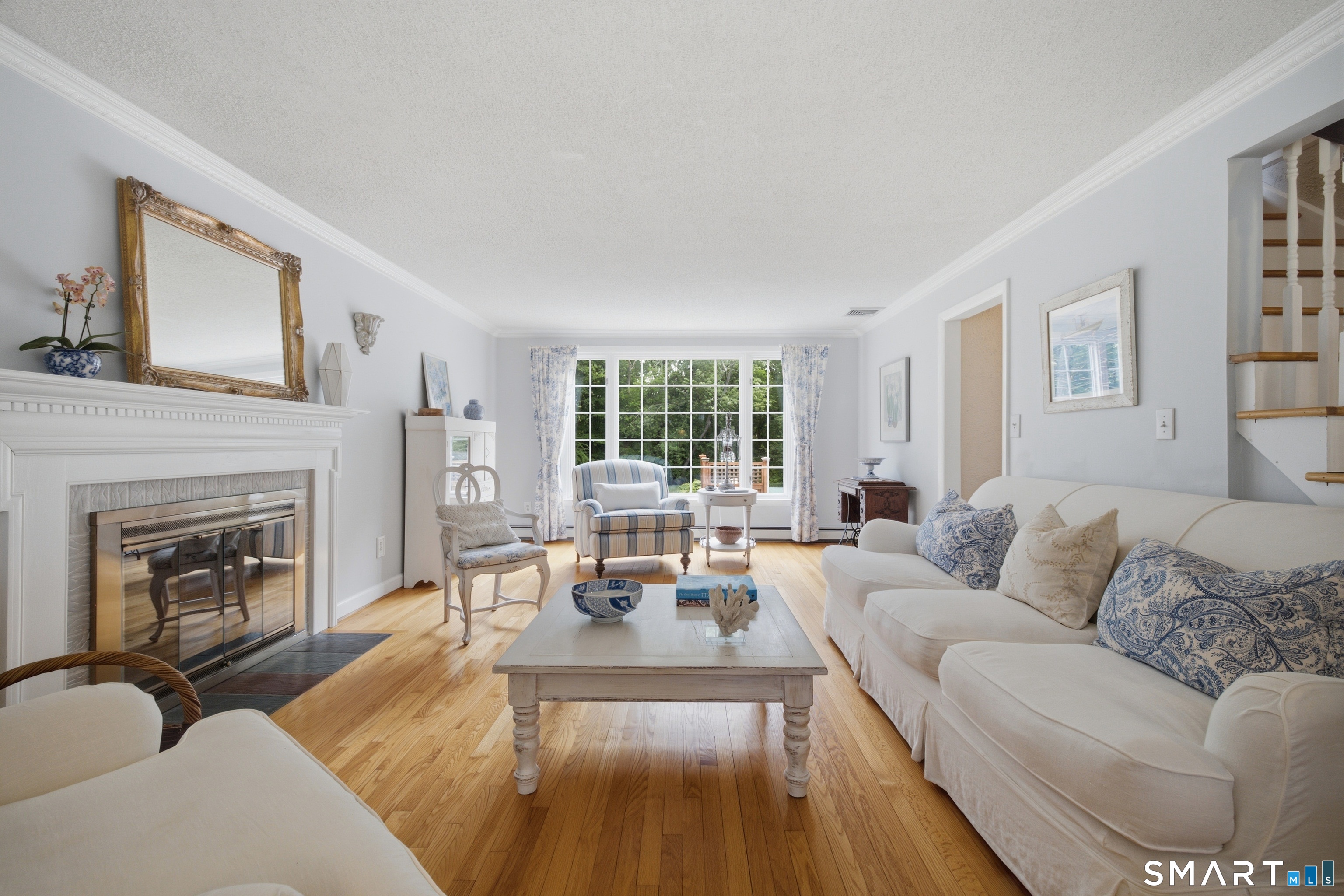 36 Willowbrook Road West Hartford, CT 06107 - Photo 4 of 38