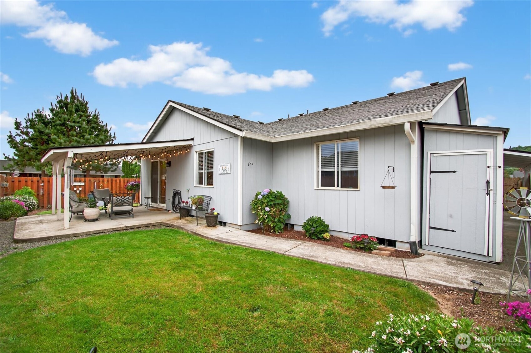 123 Yellow Brick Road Kelso, WA 98626 - Photo 30 of 32 Gallery Image 30