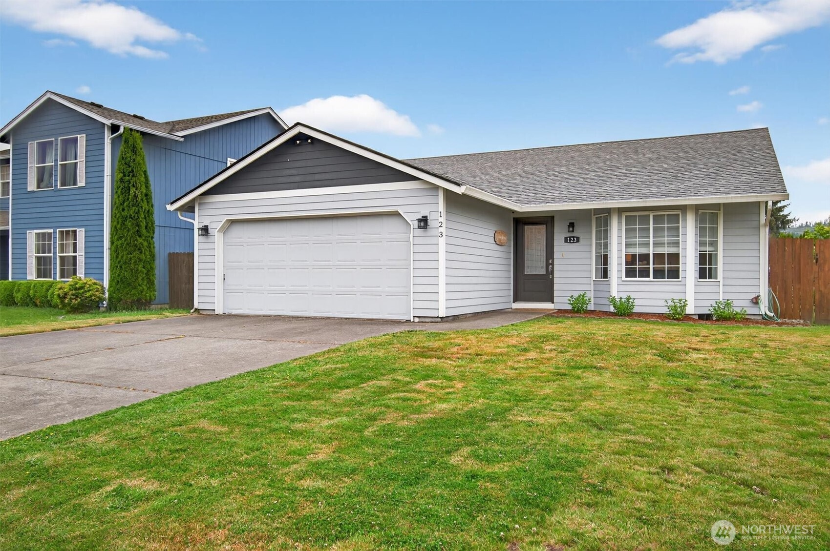 123 Yellow Brick Road Kelso, WA 98626 - Photo 3 of 32 Gallery Image 3