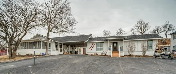 $585,000 | 170 Cherokee Trail, Nocona, TX 76255