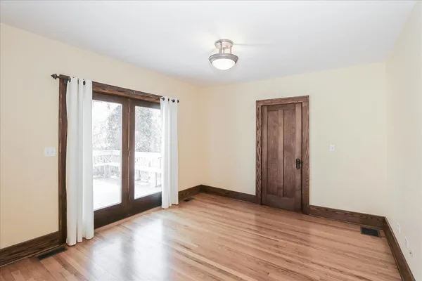 $875,000 | 354 Hawthorne Boulevard, Glen Ellyn, IL 60137