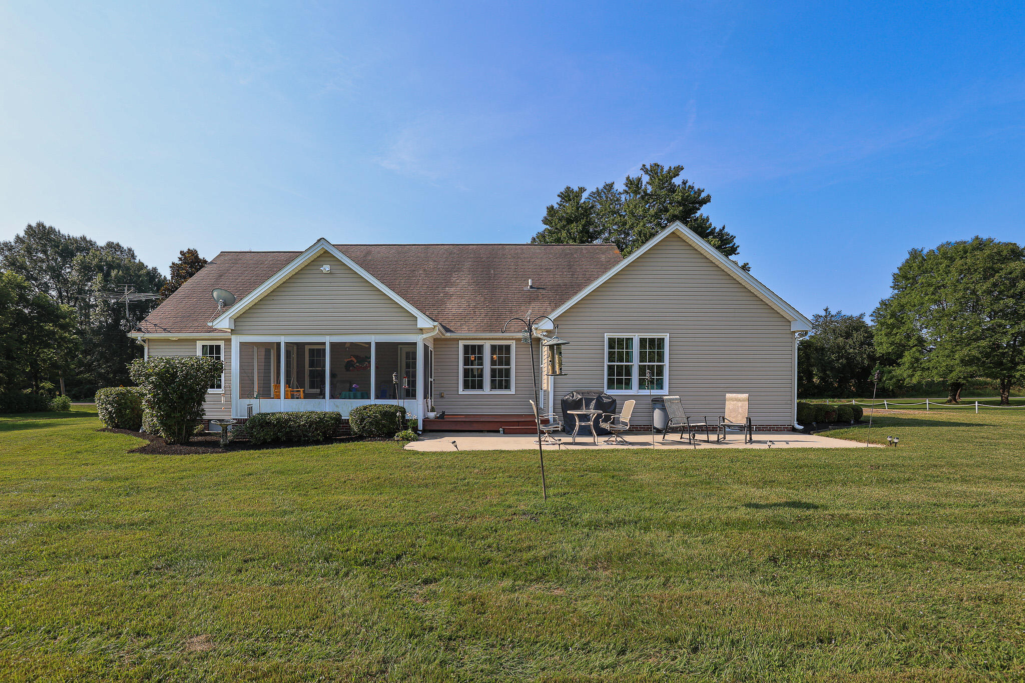 7131 Lovelaceville Road Paducah, KY 42001 - Photo 43 of 45 Back Exterior