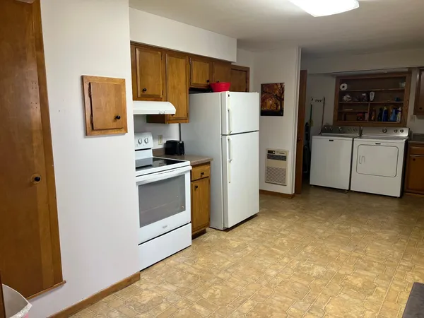 $164,500 | 521 9th Avenue, Madison, MN 56256