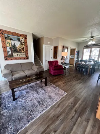 $164,500 | 521 9th Avenue, Madison, MN 56256