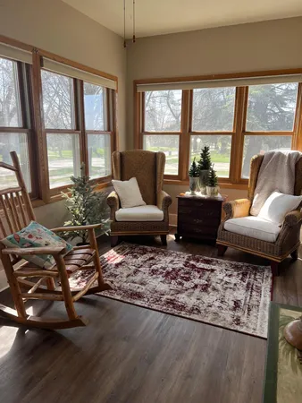 $164,500 | 521 9th Avenue, Madison, MN 56256