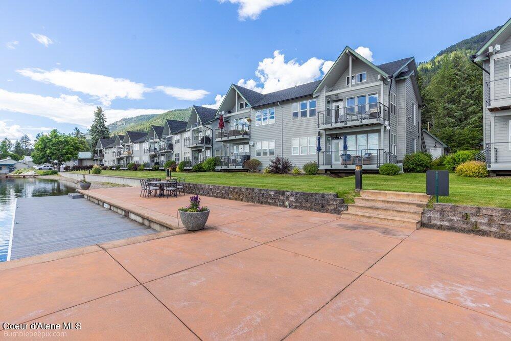 46700 Highway 200, Unit 103 Hope, ID 83836 - Photo 35 of 37 Community Patio & Dock