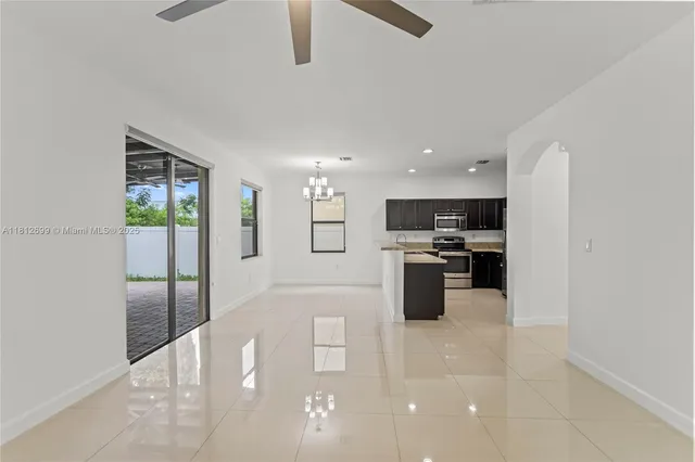 $4,150 | 3502 West 86th Terrace, Unit 3502, Hialeah, FL 33018