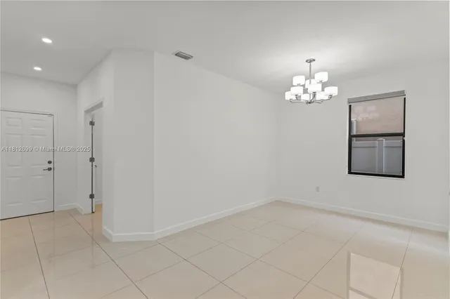 $4,150 | 3502 West 86th Terrace, Unit 3502, Hialeah, FL 33018