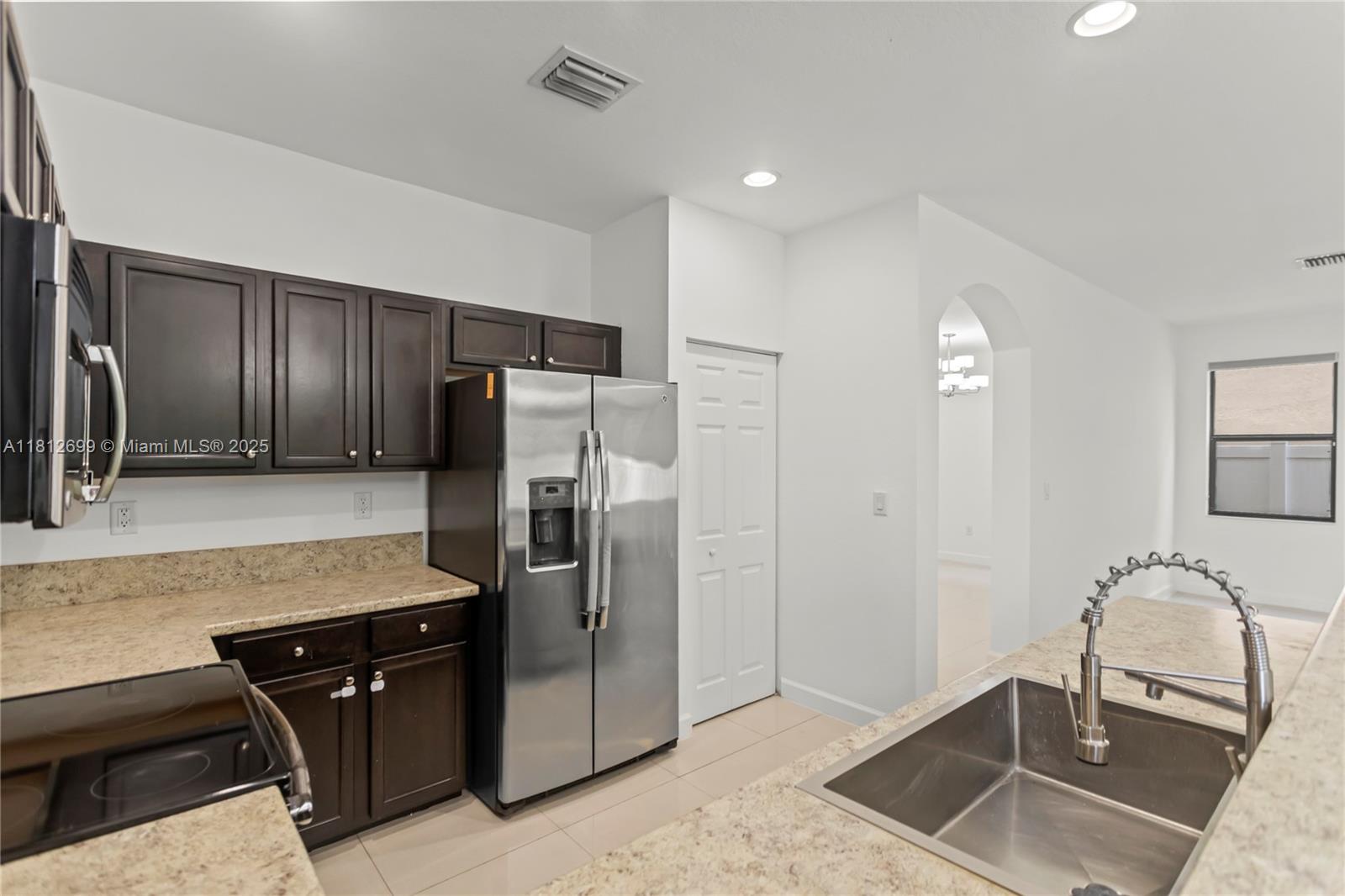 3502 West 86th Terrace, Unit 3502 Hialeah, FL 33018 - Photo 4 of 68
