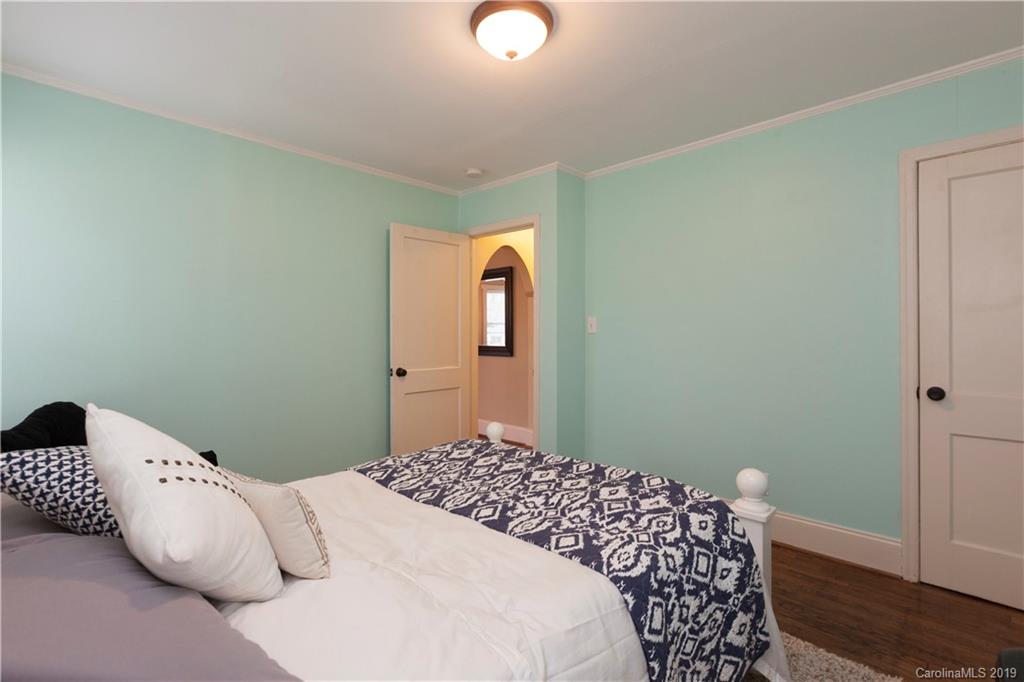 1500 Brook Road Charlotte, NC 28205 - Photo 15 of 32 Gallery Image 15