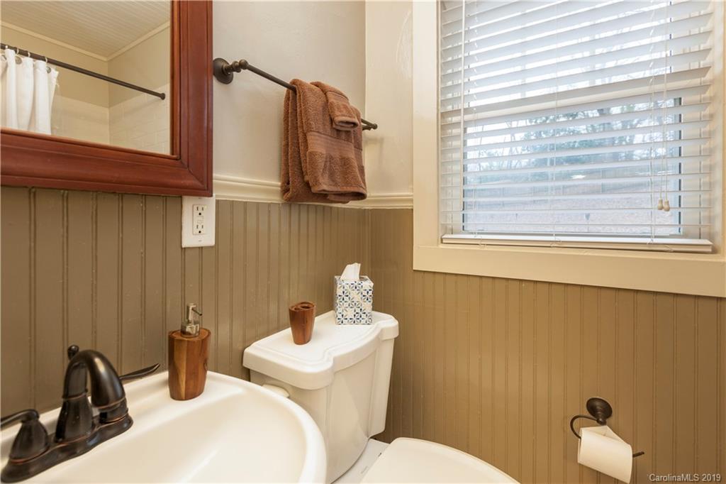 1500 Brook Road Charlotte, NC 28205 - Photo 17 of 32 Gallery Image 17