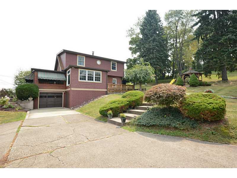 696 Simpson Howell Road Elizabeth, PA 15037 - Photo 1 of 25 Exterior Front.